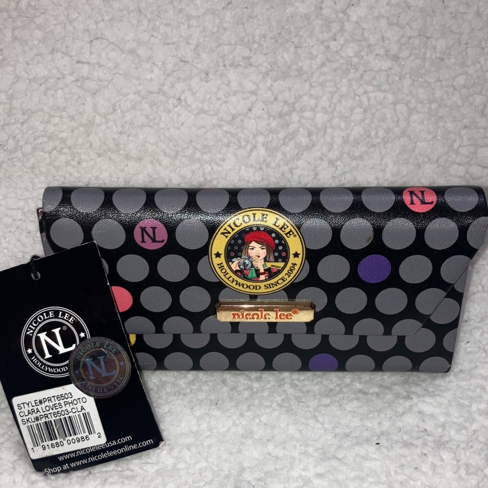 Nicole Lee Foldable Sunglass case NWT